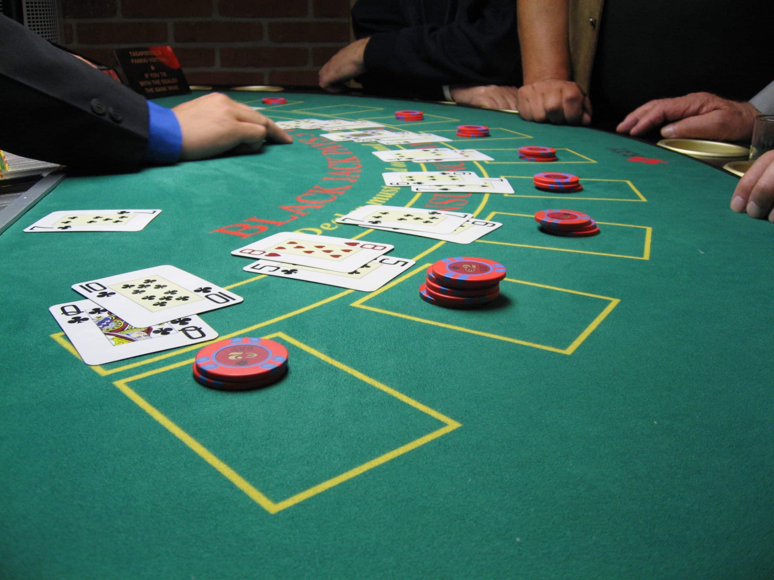 Test du blackjack sur le site casino.com