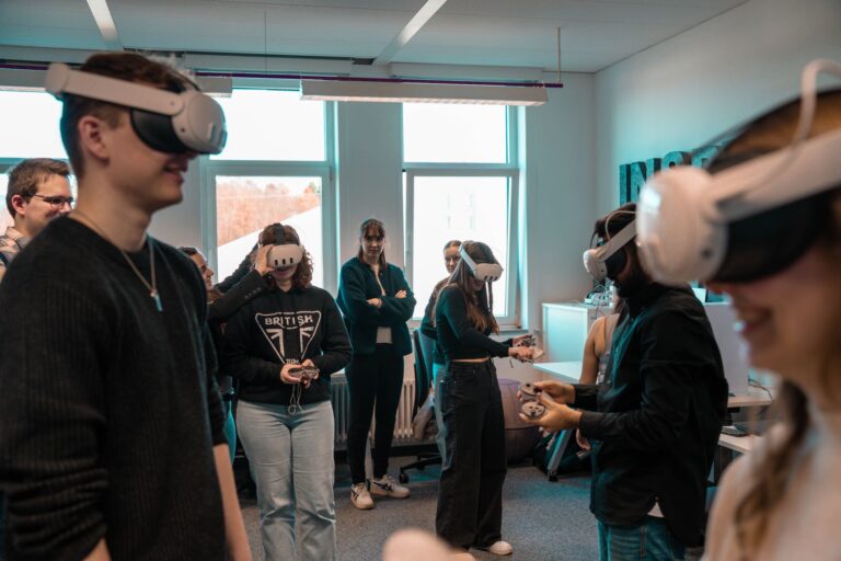 Quels sont les impacts de l&rsquo;univers du gaming en ligne sur notre société ?
