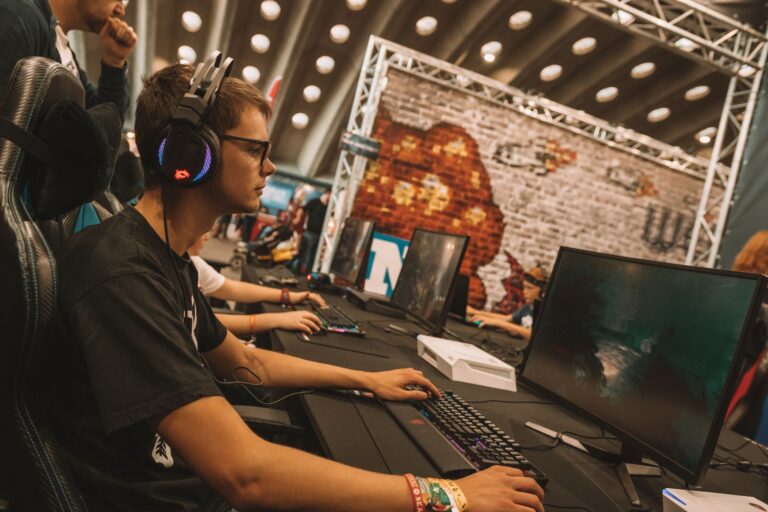 Qui sont les artistes du e-sport ?