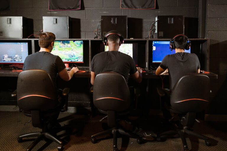 Le e-sport continue-t-il sa progression ?