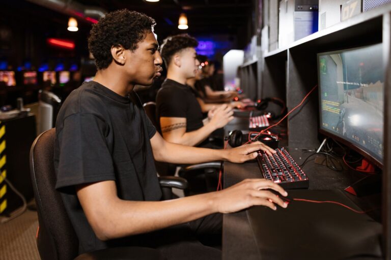 Qui compose la nouvelle garde du e-sport ?